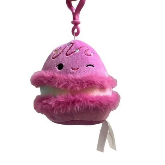 Middy The Macaroon Squishmallow Clip - Picture 1 of 4